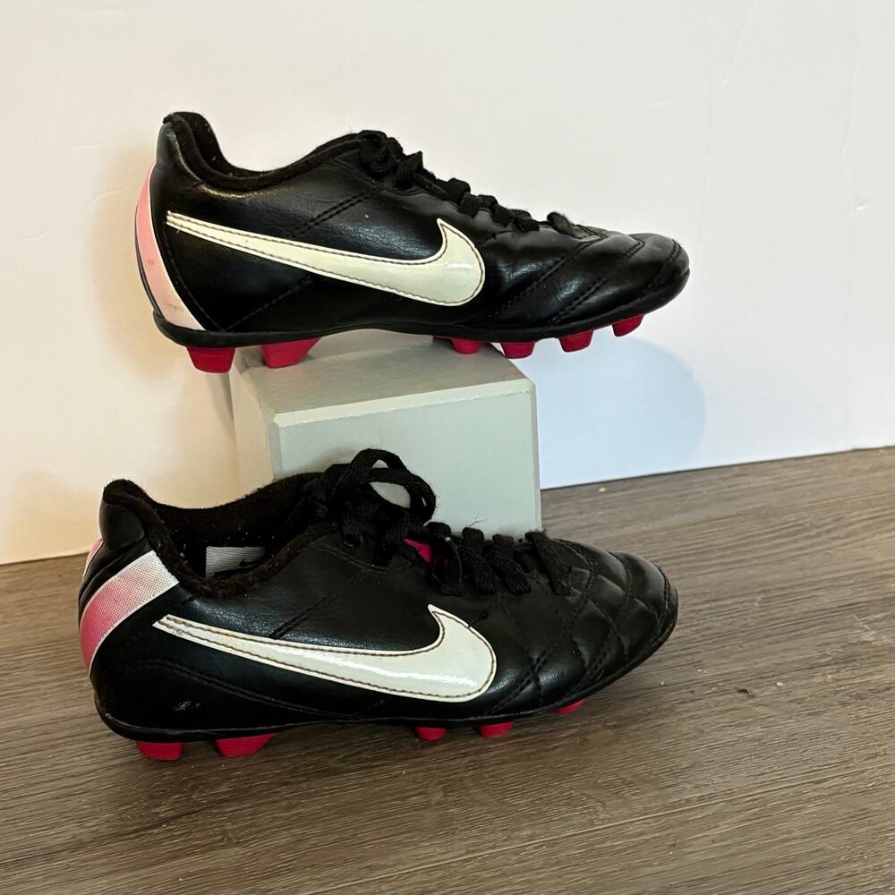 Nike Jr Tiempo Rio FG Youth Soccer Cleats Black Pink 10C 534960-063 Molded